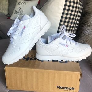 Reebok Classic Sneakers